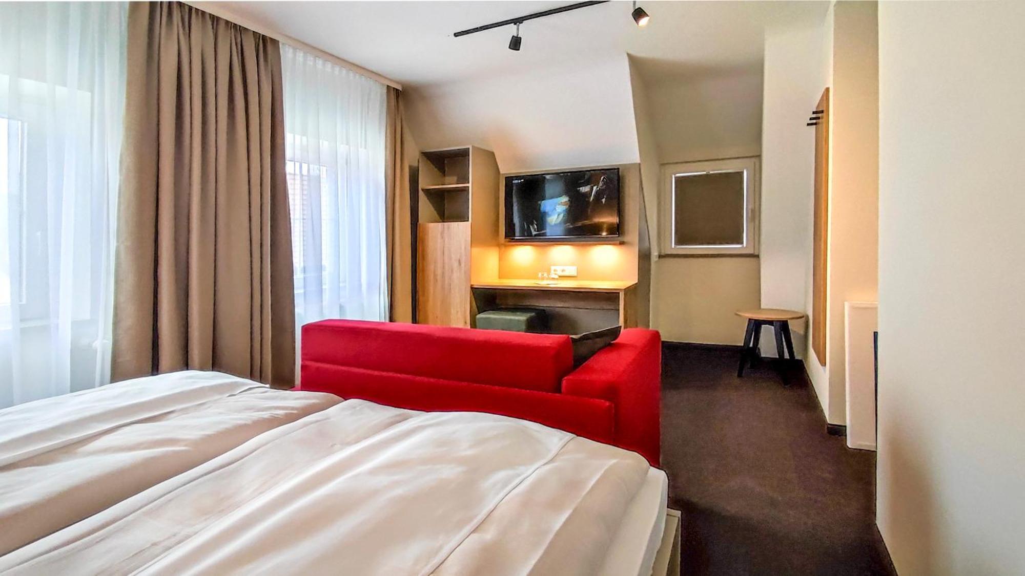 Marktwirtschaft Restaurant & Hotel Фройденштадт Экстерьер фото